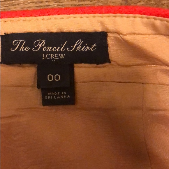 J Crew wool pencil skirt. Size 00. Never worn! - Picture 3 of 3